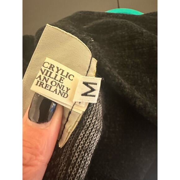 Weave Of The Irish Black Sweater Vest Chenille - Picture 7 of 8